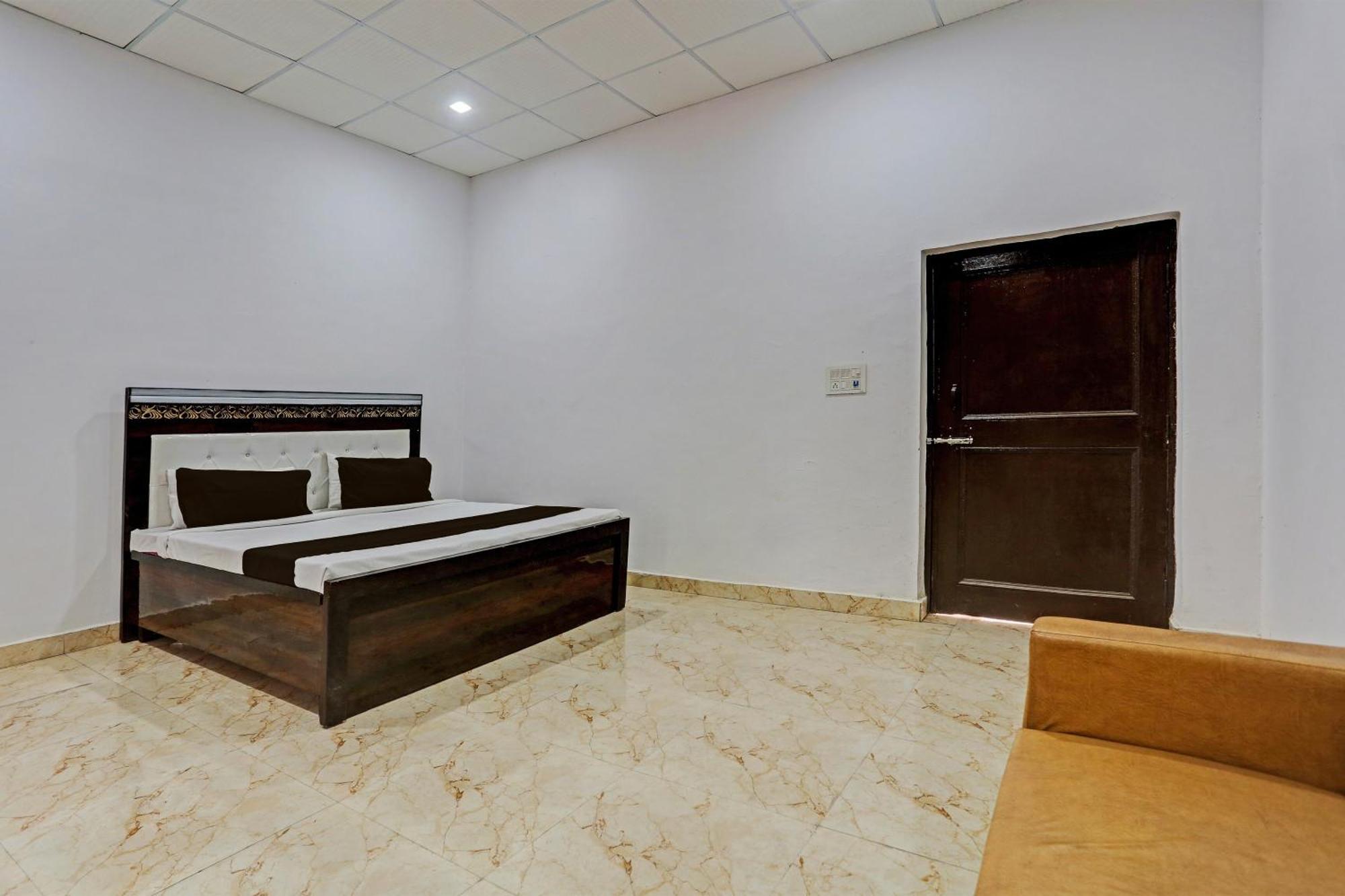Hotel O Murliwala Wedding Palace And Resort Samalkha 外观 照片