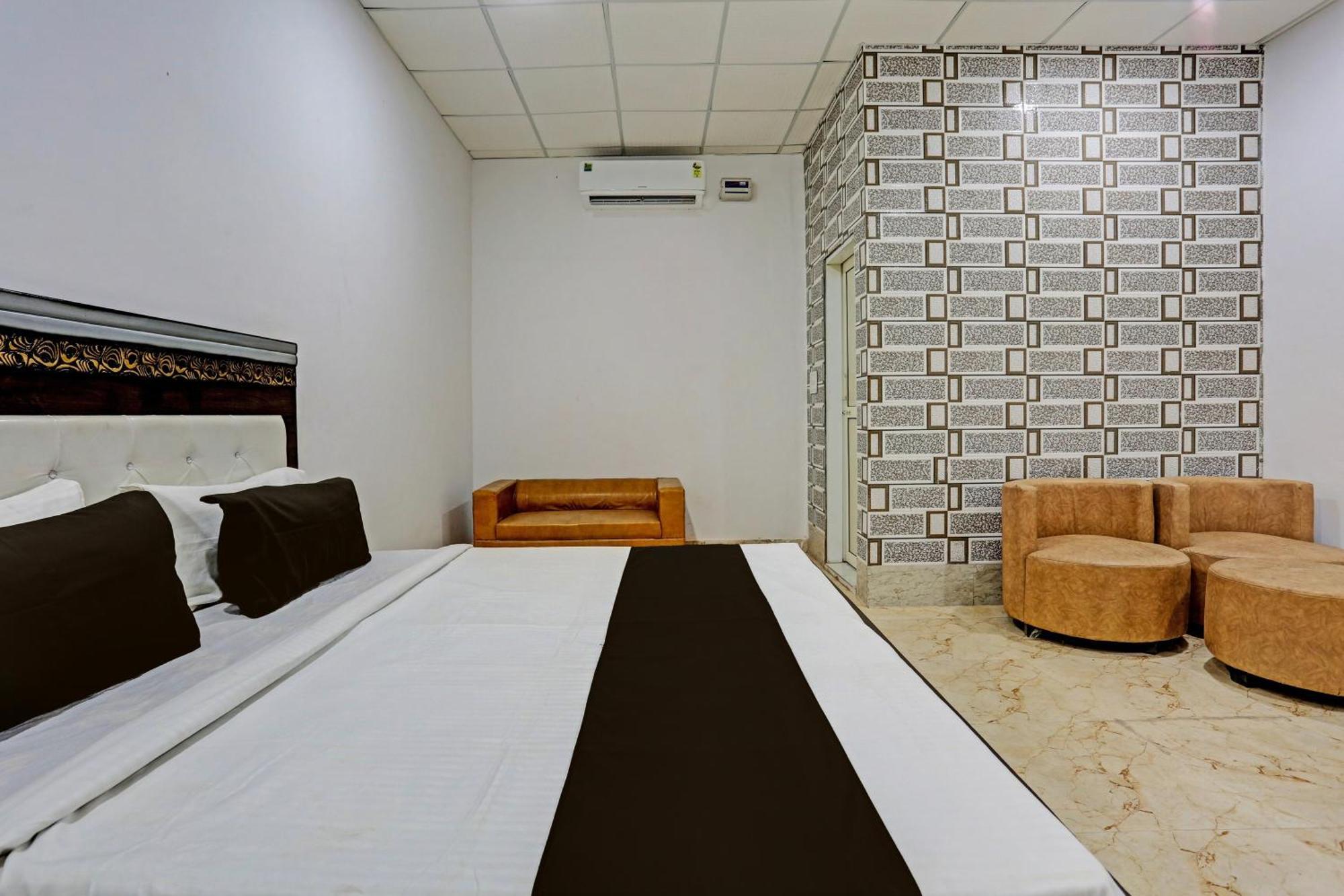 Hotel O Murliwala Wedding Palace And Resort Samalkha 外观 照片